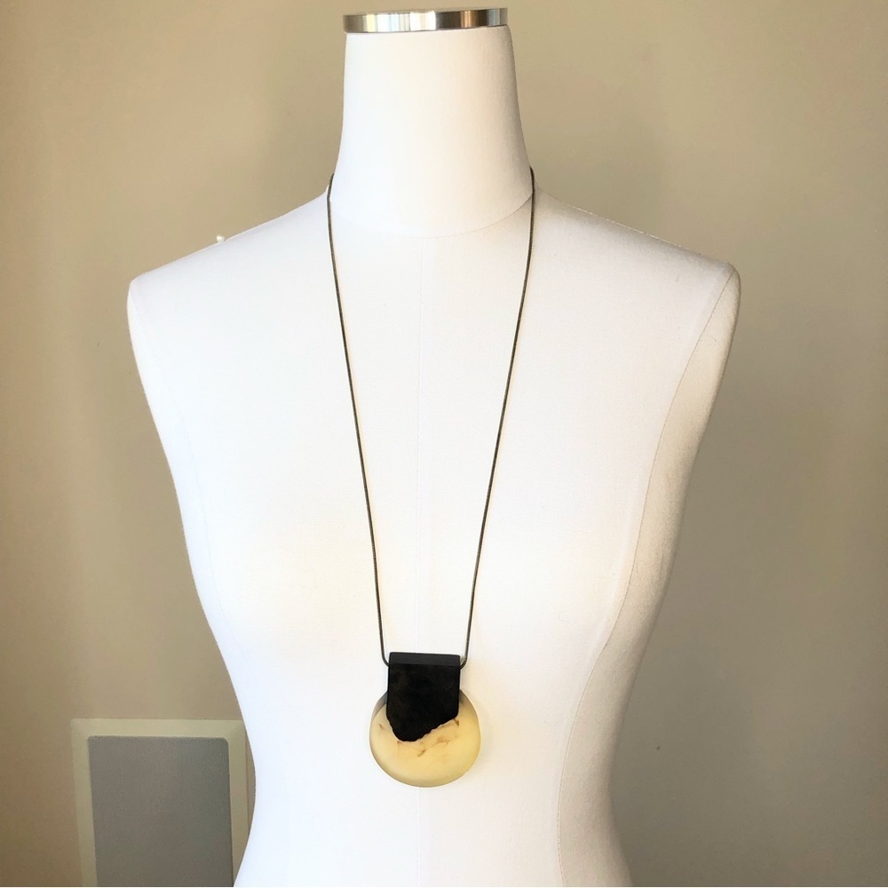 Minimalist Black and Cream Pendant Necklace